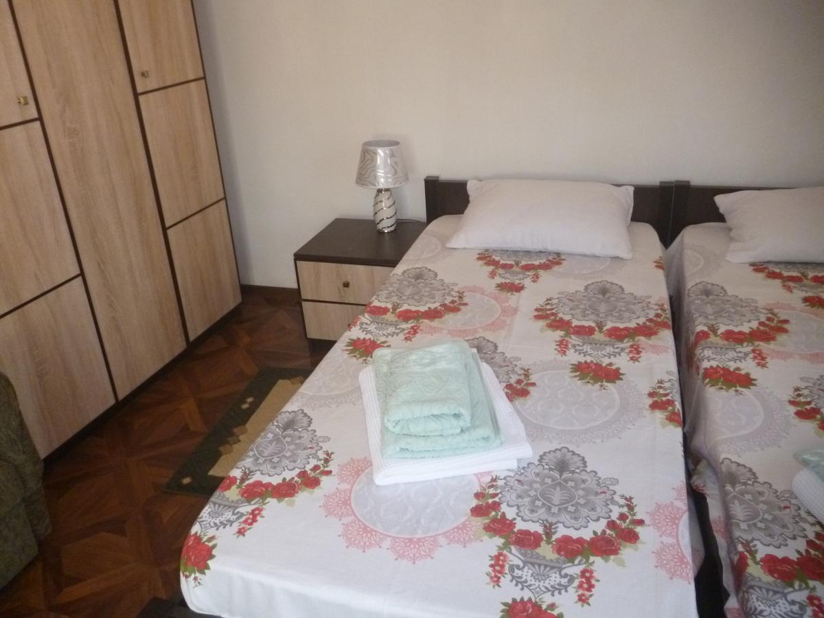 Guest House Elena Makhinjauri Exterior photo